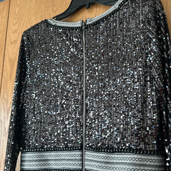 NWT GUESS Patrice Sequins Dress - Picture 6 of 7